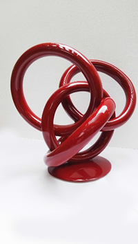 Dinámica Toroidal, hierro dulce y laca automotriz. 66 cm. x 59 cm. base 37 cm. x 30 cm. 2016.