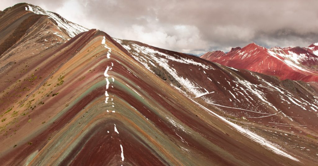 the rainbow mountain in peru